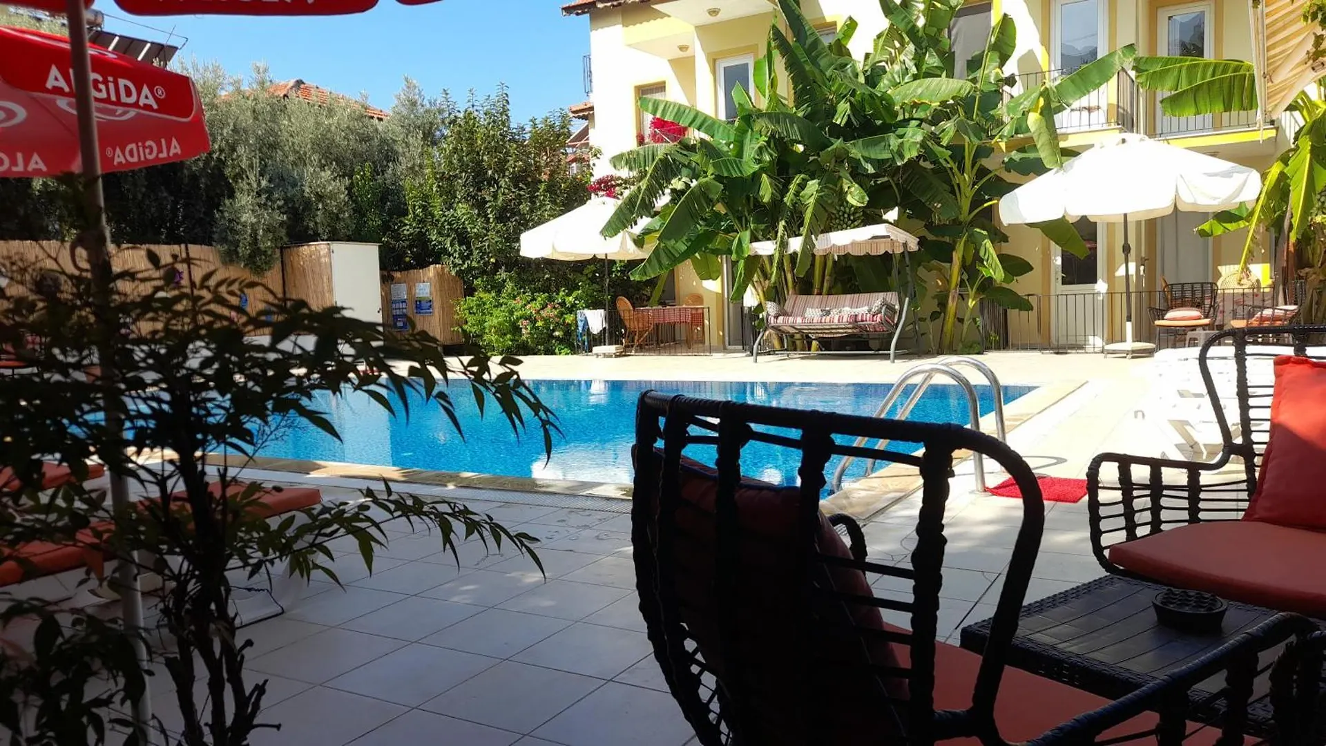 Ξενοδοχείο Sarihan Apart Otel Ολουντενίζ